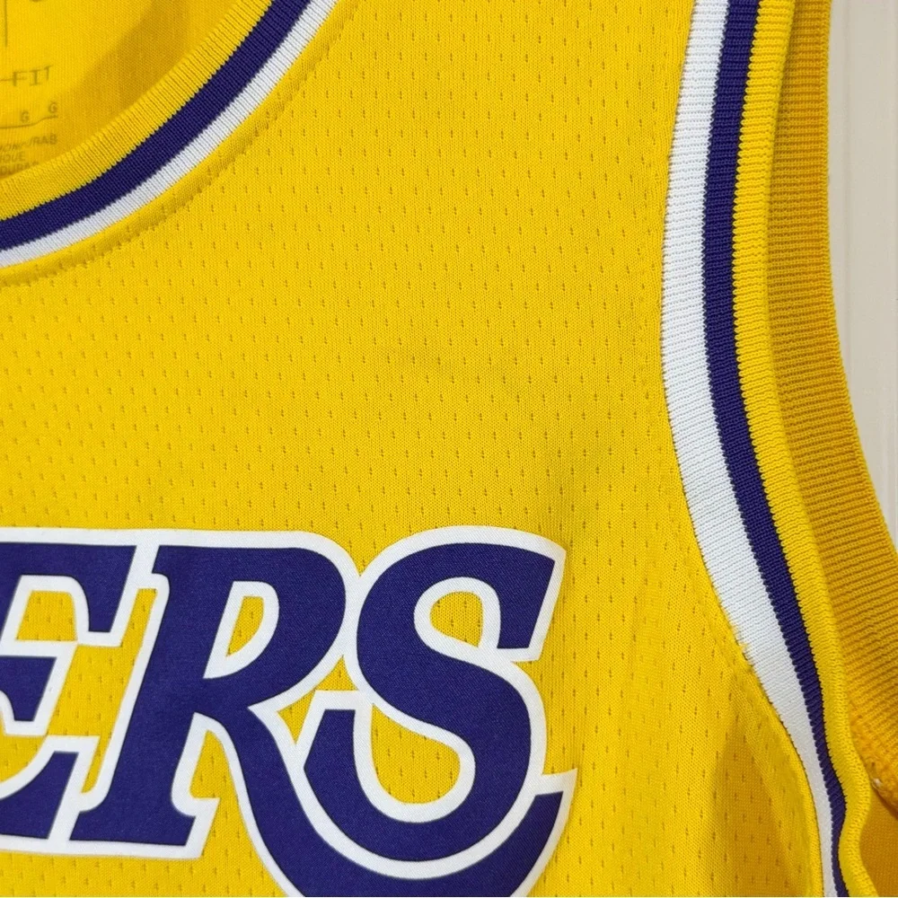 Nike NBA LeBron James Lakers Jersey Yellow Mens Large